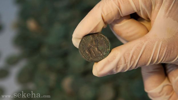 کشف کوزه های پر از سکه با وزن 600 کیلوگرم