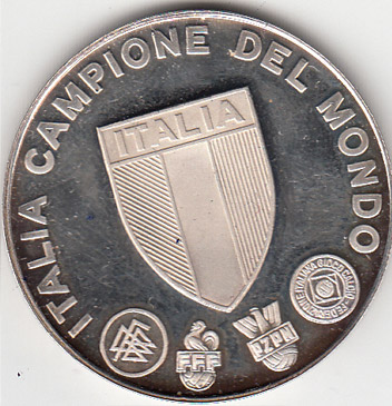 مدال نقره ایتالیا 1982