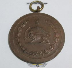 مدال مس توانا بود - رضا شاه