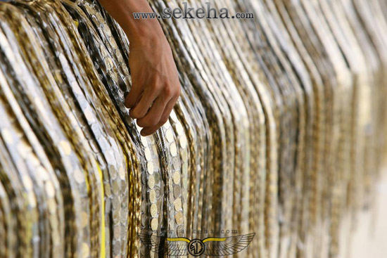 سنگفرش خیابان با سکه 25 سنتی سنگفرش خیابان با سکه 25 سنتی